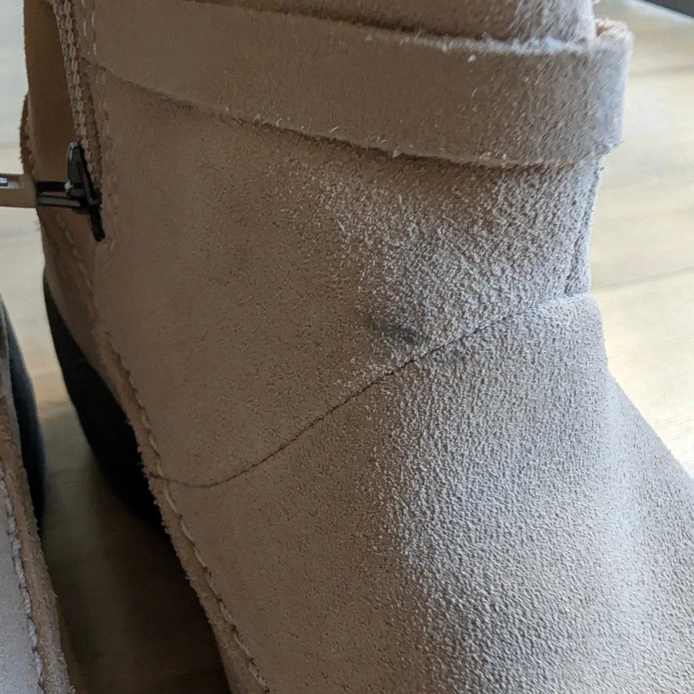 SOREL Northern Light‎ Tall Boots Women's Size 9.5 Tan